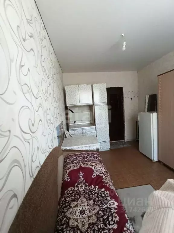 Комната Алтайский край, Бийск ул. Разина, 90 (13.3 м) - Фото 1