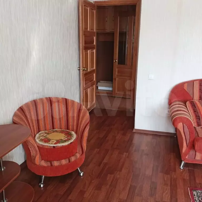 3-к. квартира, 60 м, 3/6 эт. - Фото 0