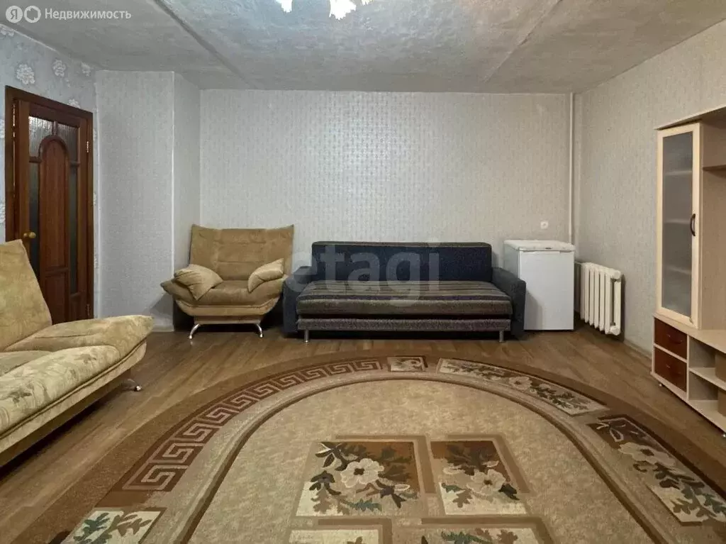 1-комнатная квартира: Медведево, посёлок городского типа Медведево, ... - Фото 2