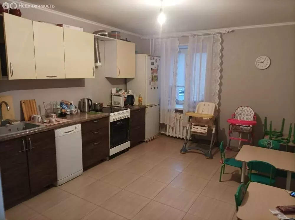 3-комнатная квартира: Тюмень, Солнечный проезд, 8к2 (75.3 м) - Фото 0