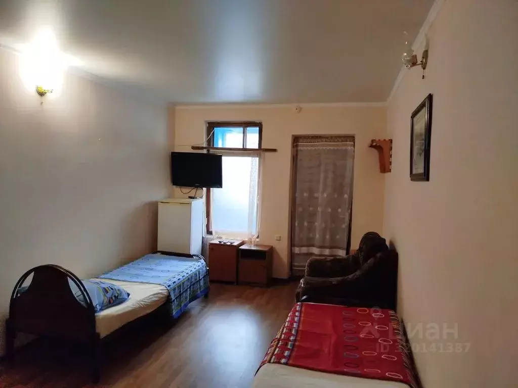 Комната Краснодарский край, Анапа Новороссийская ул., 52 - Фото 1