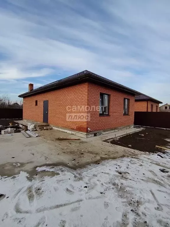 Дом в Краснодарский край, Тимашевский район, Медведовское с/пос, ... - Фото 1