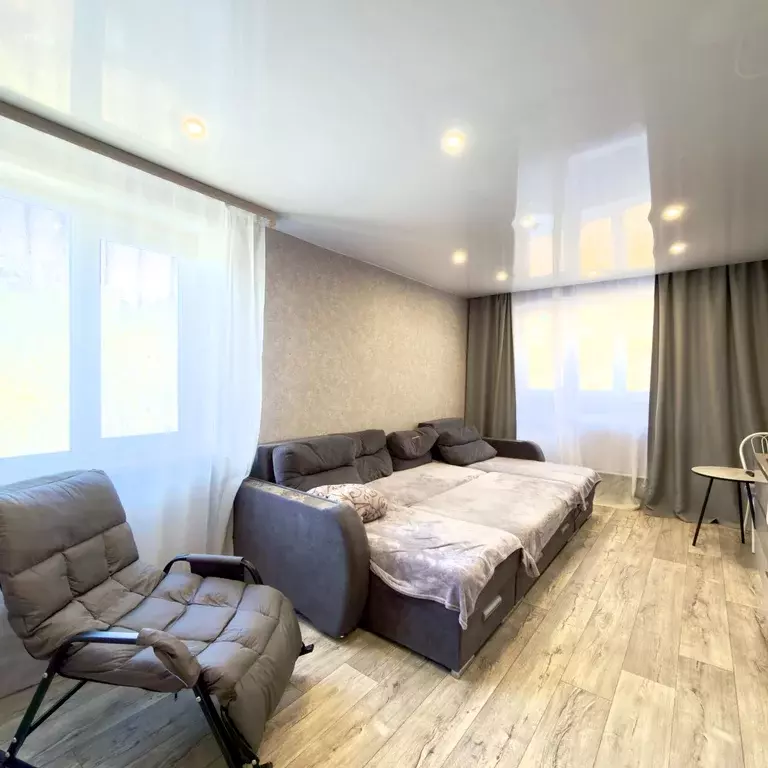 Квартира, 3 комнаты, 60 м - Фото 1