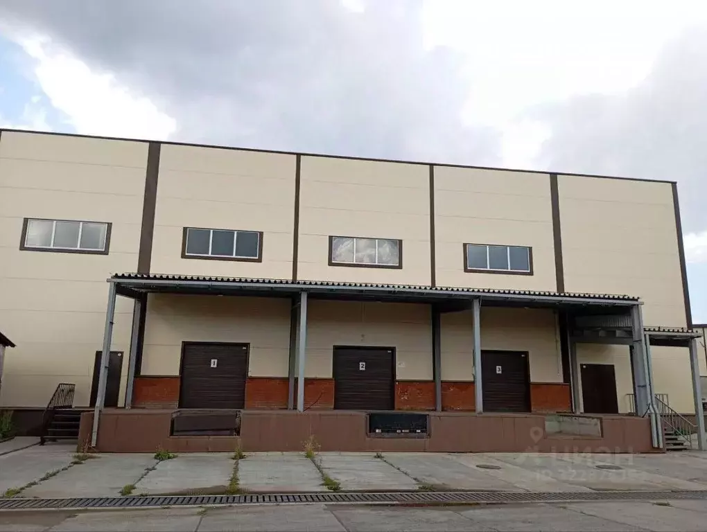 Производственное помещение в Удмуртия, Ижевск ул. Пойма, 105 (1800 м) - Фото 1