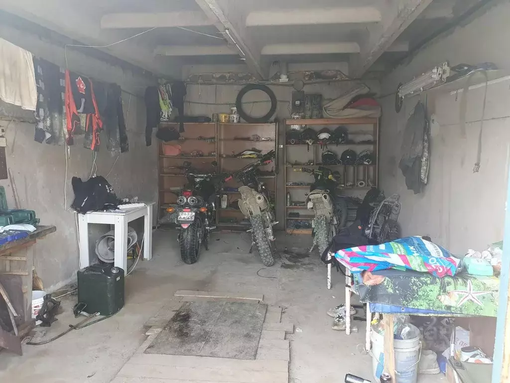 Гараж в Сахалинская область, Южно-Сахалинск 16-й мкр,  (42 м) - Фото 1