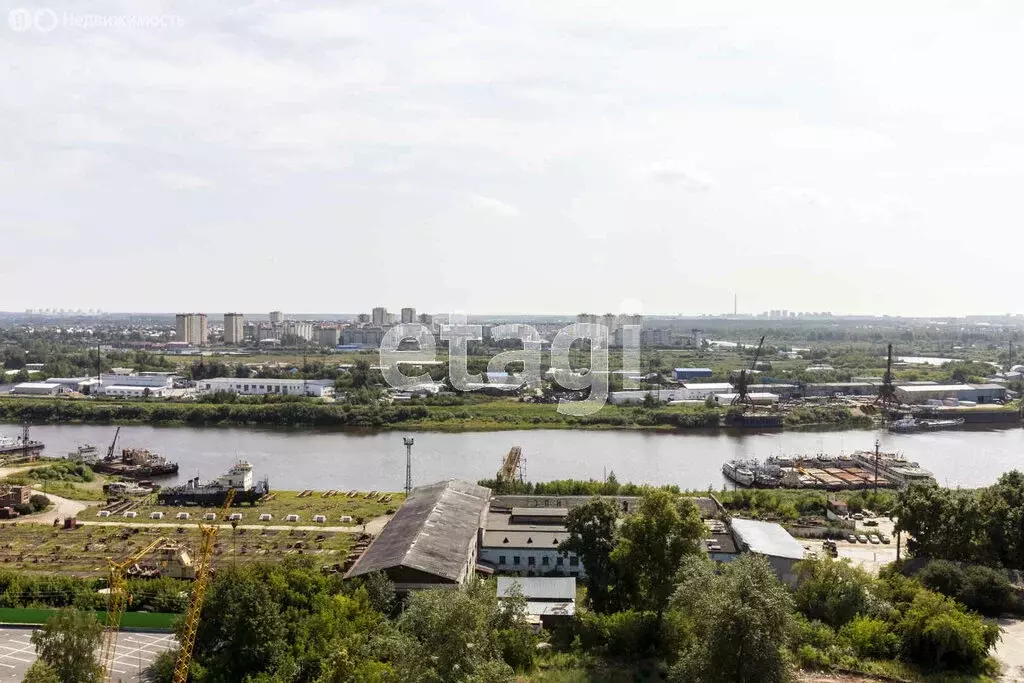 1-комнатная квартира: Тюмень, улица Парада Победы, 9 (27 м) - Фото 0