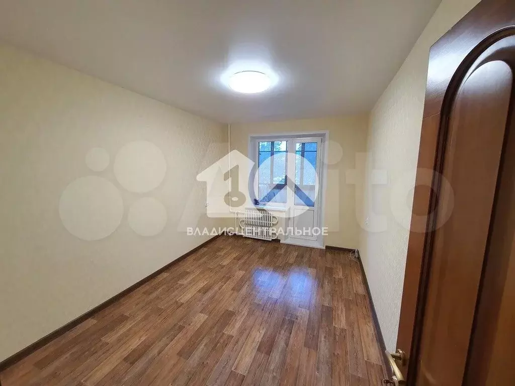 Комната 11 м в 3-к., 1/9 эт. - Фото 1