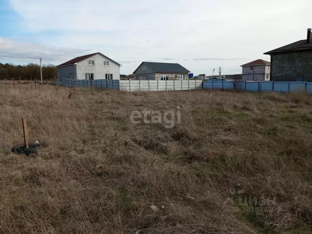 Участок в Крым, Симферопольский район, с. Мирное ул. Давида Гордона ... - Фото 1