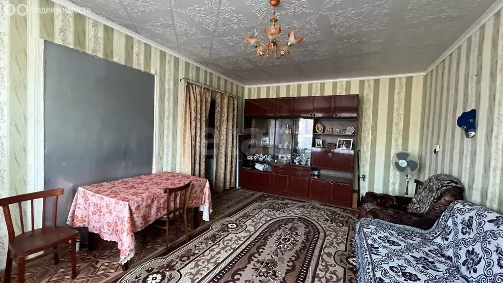 2-комнатная квартира: село Межборное, Возлеозёрная улица, 33 (61 м) - Фото 2