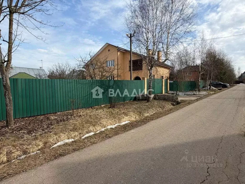 Дом в Москва Киевский рп, ул. Майская, 4 (243 м) - Фото 1