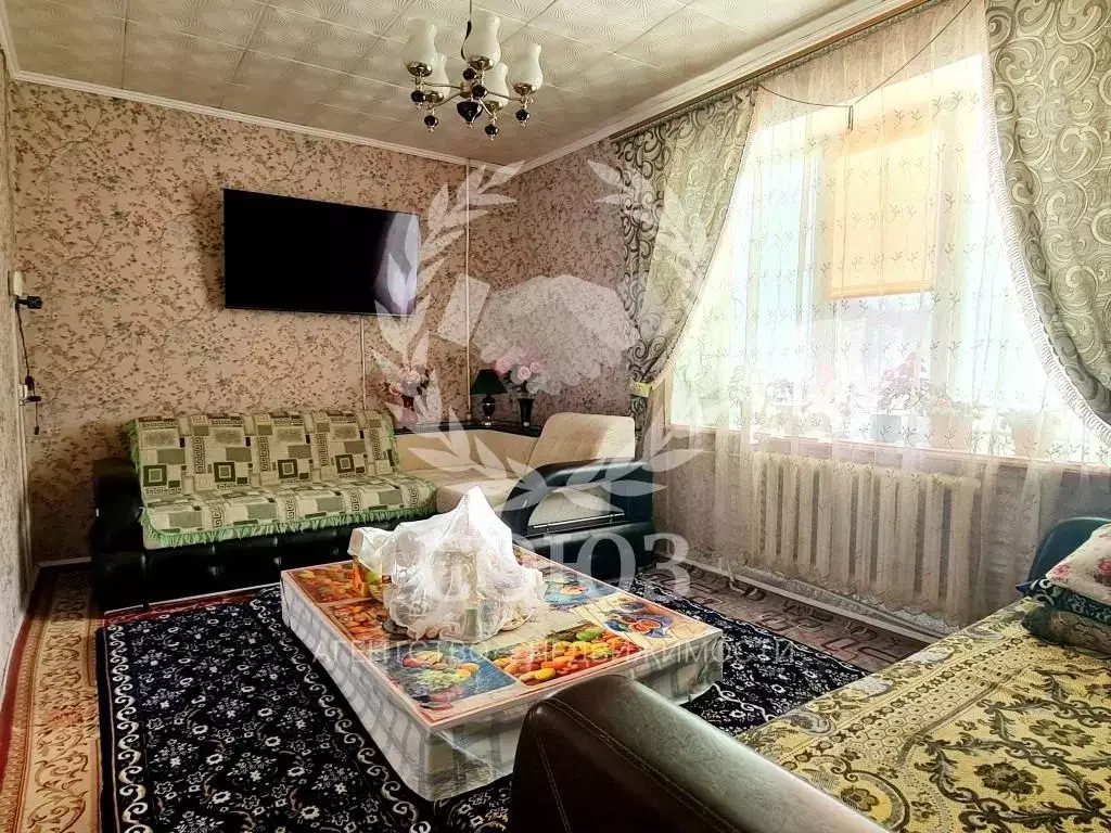 2-к кв. Калужская область, Дзержинский муниципальный округ, пос. ... - Фото 1