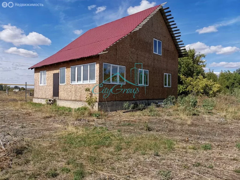 Дом в Сакмарский район, село Украинка, Молодёжная улица, 14Б (180.5 м) - Фото 1