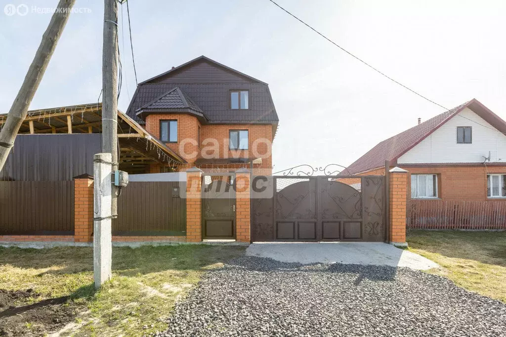 Дом в село Иска, улица Карла Маркса, 100Б (210 м) - Фото 0