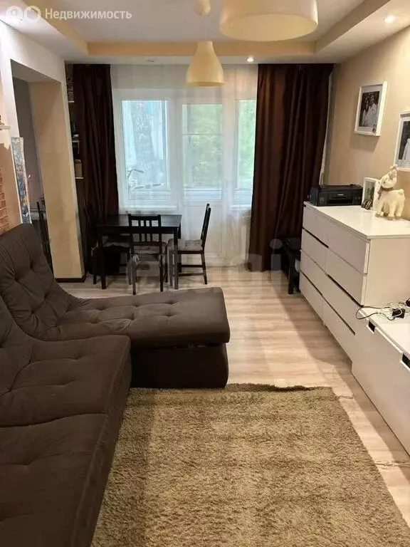 3-комнатная квартира: Томск, улица Беринга, 1/2 (60 м) - Фото 1