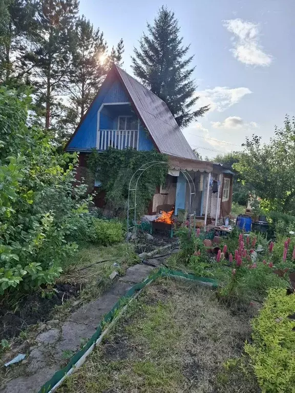 Дача 30 м на участке 10 сот. - Фото 1