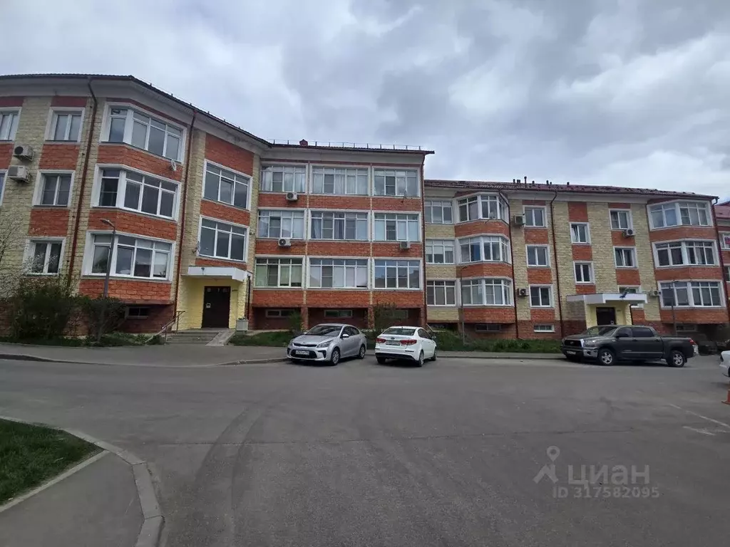 2-к кв. Москва пос. Первомайское, ул. Центральная, 18 (67.0 м) - Фото 0