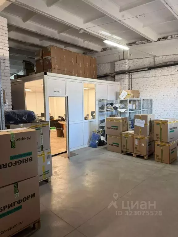 Склад в Красноярский край, Красноярск ул. Пограничников, 28 (285 м) - Фото 1