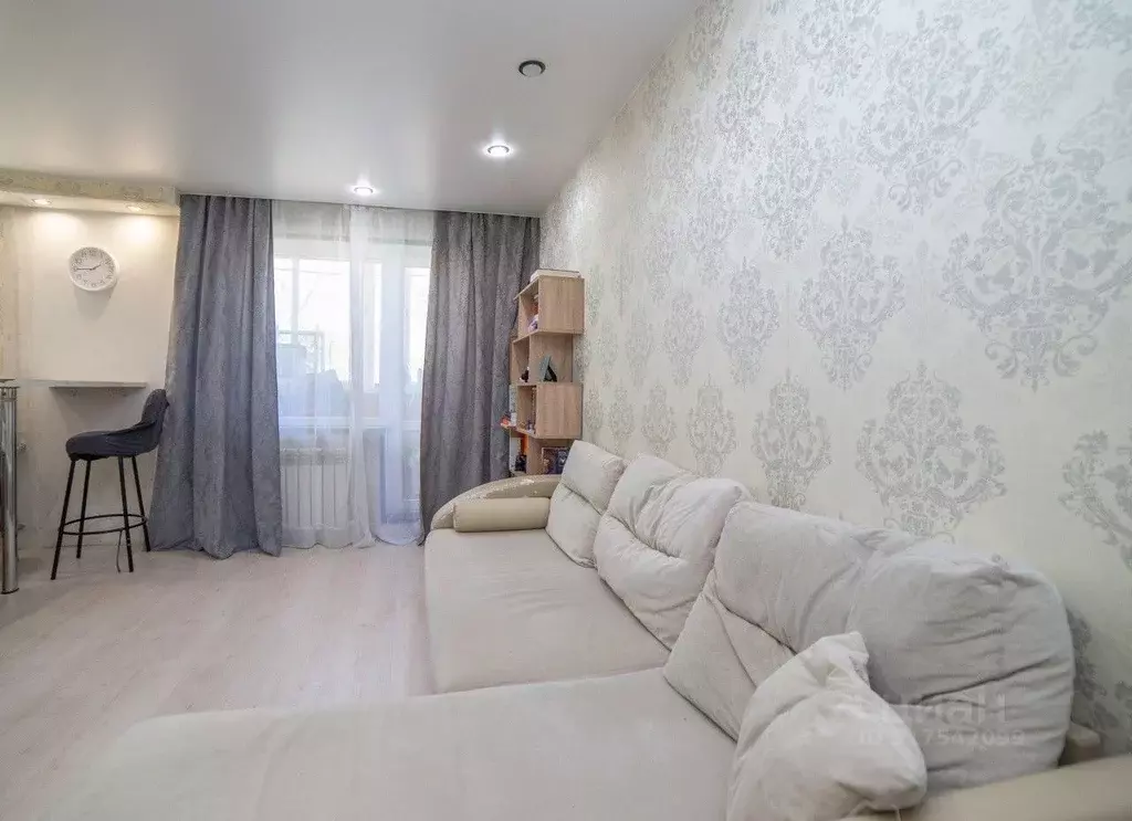 3-к кв. Свердловская область, Екатеринбург ул. Луначарского, 33 (57.9 ... - Фото 1