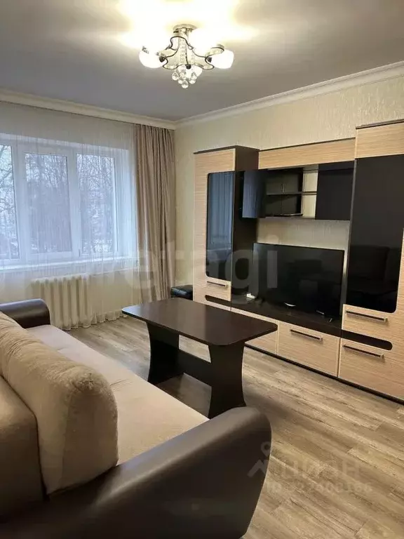 2-к кв. Северная Осетия, Владикавказ 29-й Военный городок, 13 (56.0 м) - Фото 0