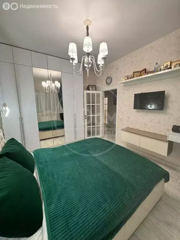 Дом в Батайск, улица Виктора Горбатко, 2 (100 м) - Фото 1