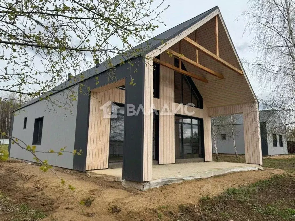 Дом в Калужская область, Совхоз Боровский с/пос, д. Комлево  (170 м) - Фото 2