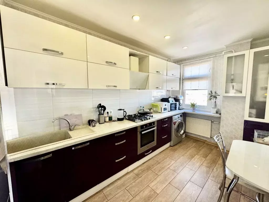 2-к кв. Севастополь ул. Колобова, 21Г (53.0 м) - Фото 1