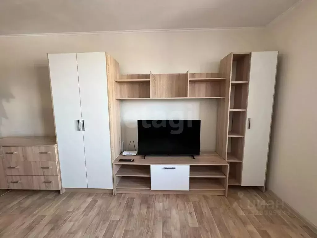 Студия Тюменская область, Тюмень Мелиораторов мкр, ул. Сидора ... - Фото 1