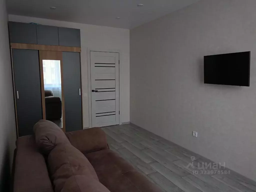 1-к кв. Тюменская область, Тюмень ул. Ветеранов Труда, 9Ак1 (34.0 м) - Фото 2