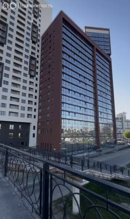 1-комнатная квартира: Екатеринбург, Черкасская улица, 7к2 (39 м) - Фото 1