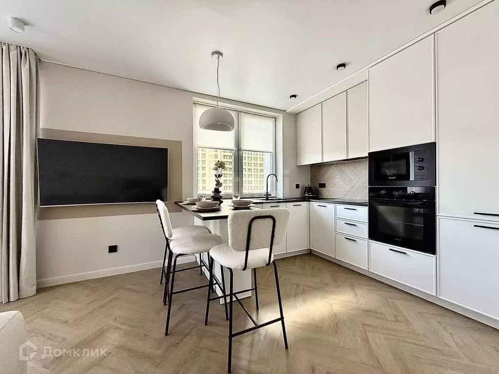 Продаётся 2-к квартира, 65 м - Фото 0