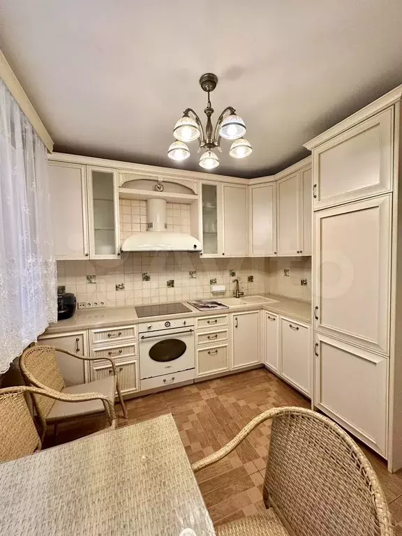 3-к. квартира, 73 м, 1/17 эт. - Фото 1