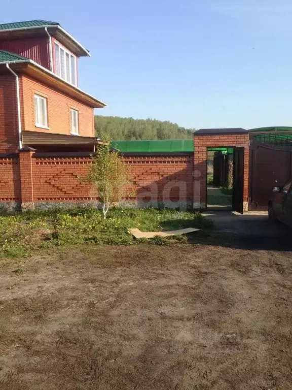 Дом в Кемеровская область, Новокузнецк Рябиновая ул., 9 (208 м) - Фото 1