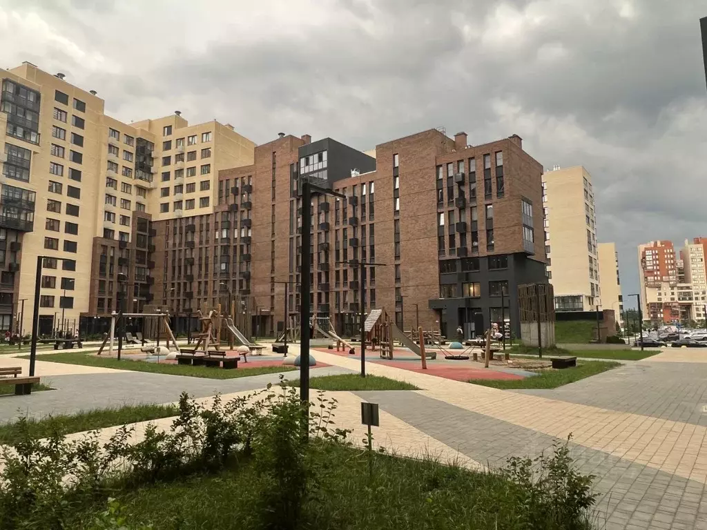 2-к кв. Московская область, Красногорск городской округ, Отрадное пгт ... - Фото 0