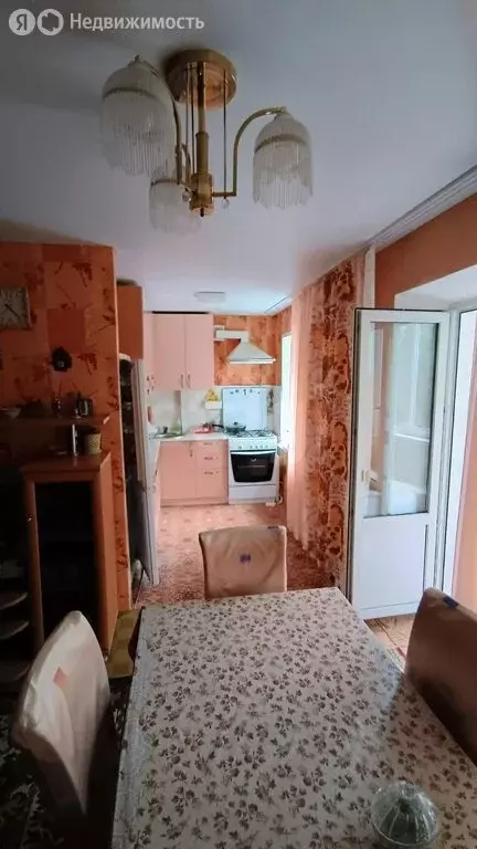 3-комнатная квартира: Стерлитамак, улица Худайбердина, 125 (61.6 м) - Фото 1