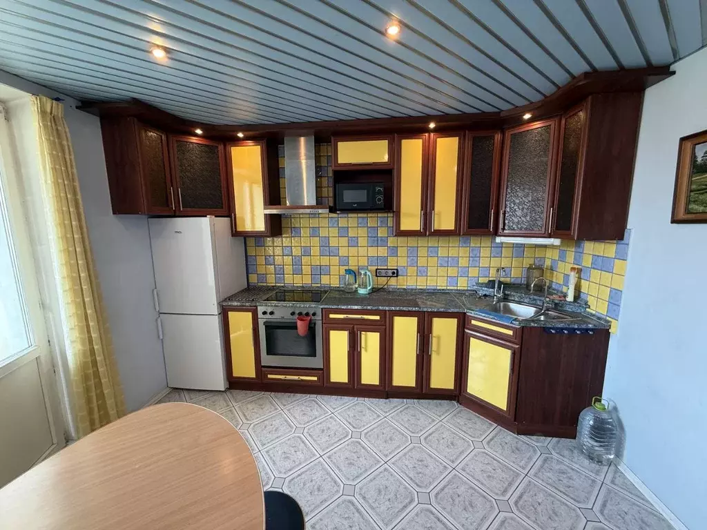 2-к кв. Московская область, Одинцово Комсомольская ул., 5 (72.8 м) - Фото 1