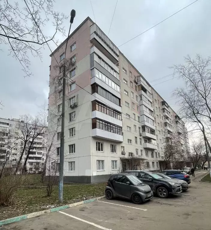 3-к. квартира, 57 м, 1/9 эт. - Фото 0