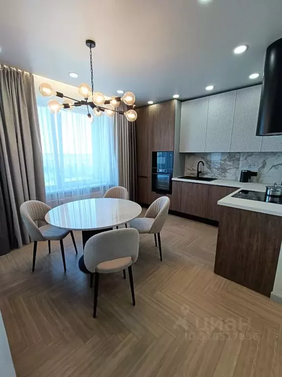 3-к кв. Татарстан, Казань ул. Сабира Ахтямова, 1к1 (100.0 м) - Фото 0