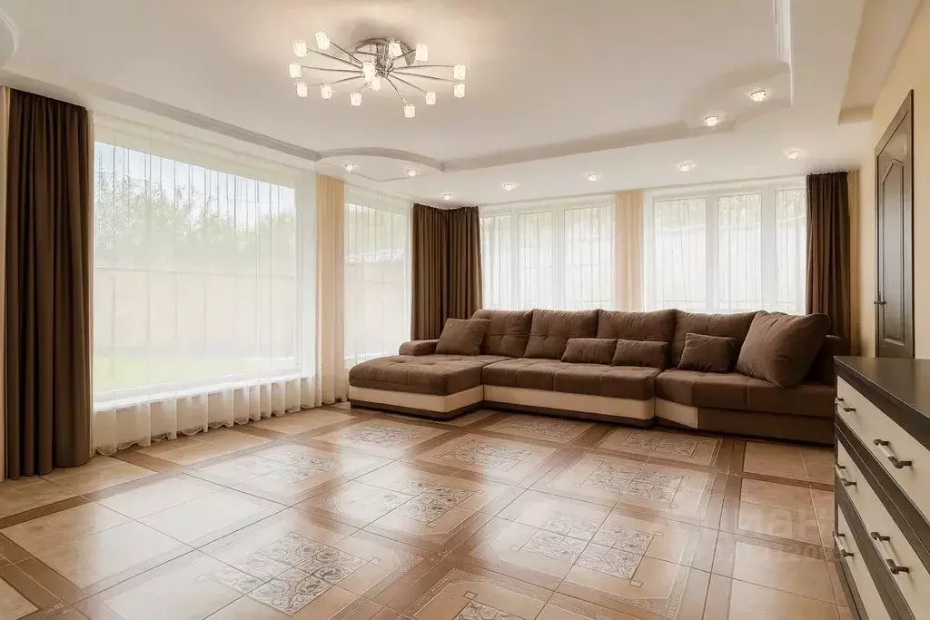 2-к кв. Крым, Симферополь ул. Куйбышева, 89 (80.0 м) - Фото 2