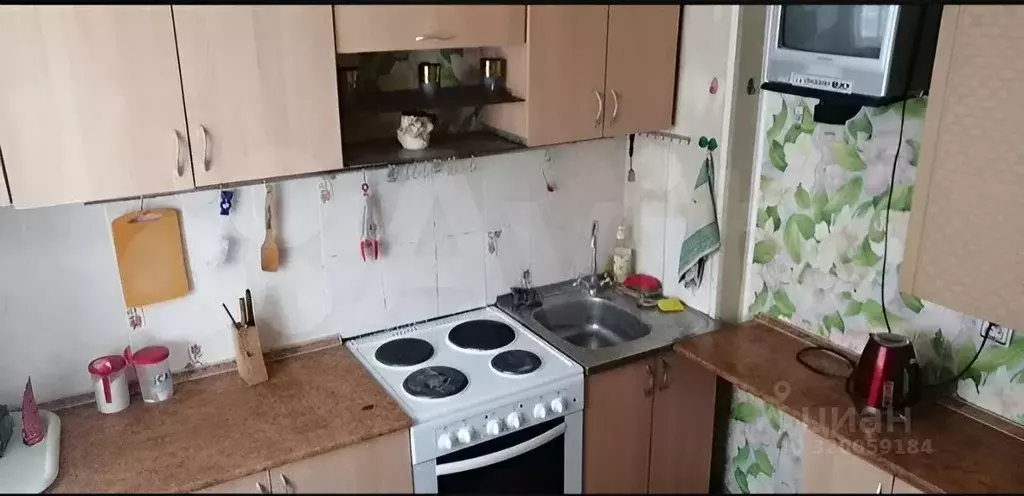 3-к кв. Белгородская область, Старый Оскол Дубрава мкр, 1 кв-л, 8 ... - Фото 1