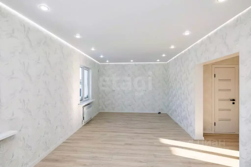 Дом в Ханты-Мансийский АО, Сургут Речник ДНТ, ул. 8-я (140 м) - Фото 1