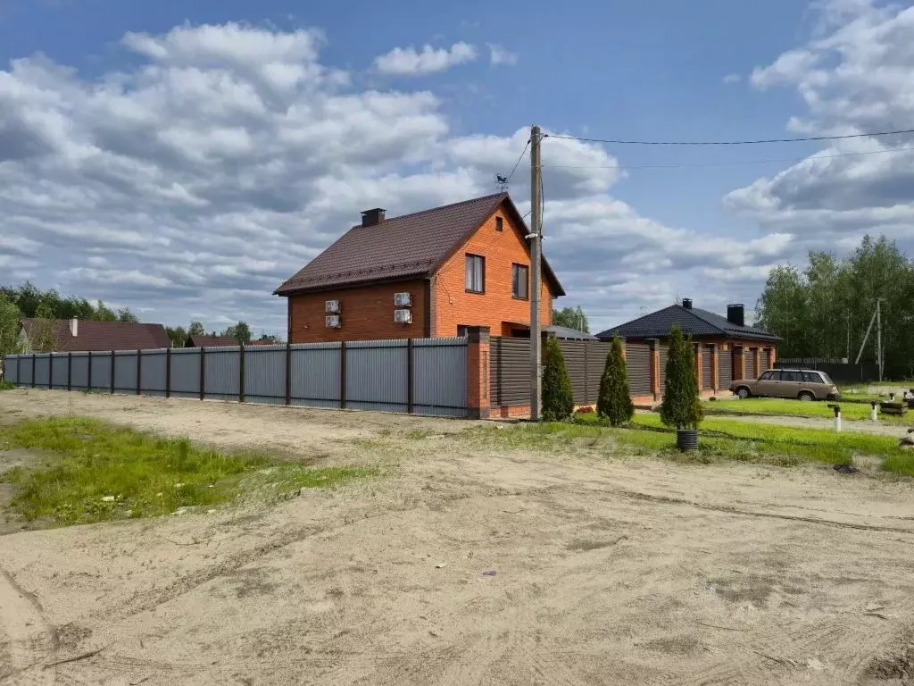 Участок в Брянская область, Брянск ул. 4-я Разина (10.0 сот.) - Фото 1