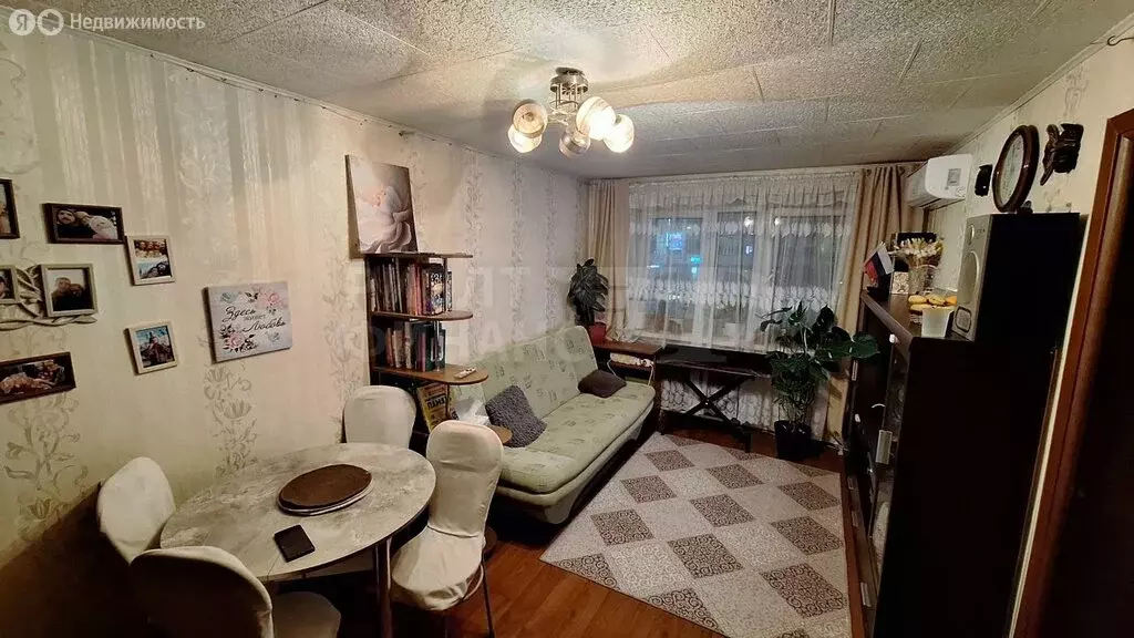 3-комнатная квартира: Калининград, улица Багратиона, 114 (64.1 м) - Фото 1