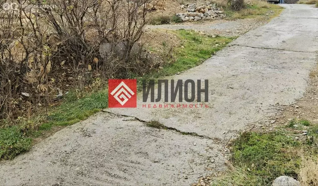Участок в посёлок городского типа Кореиз, Осенняя улица (11 м) - Фото 1