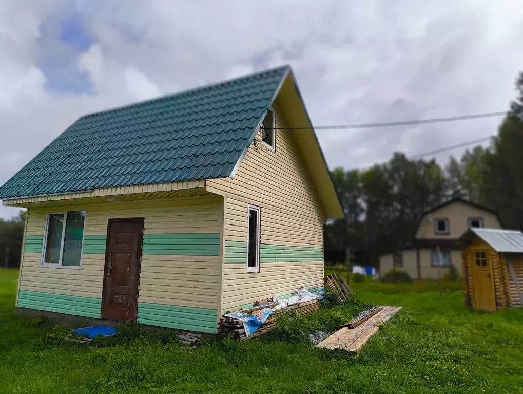 Дом в Ленинградская область, Тихвинский район, Коськовское с/пос, д. ... - Фото 1