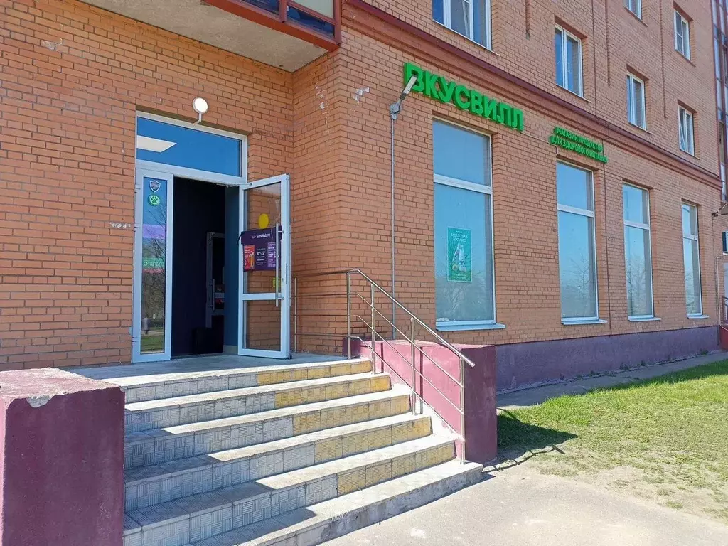 Торговая площадь в Санкт-Петербург, Санкт-Петербург, Ломоносов ул. ... - Фото 1