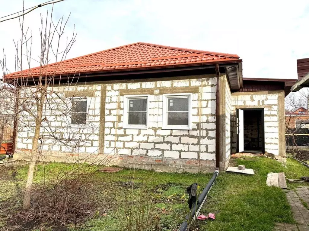 Дом в Краснодарский край, Северский район, Черноморское городское ... - Фото 1