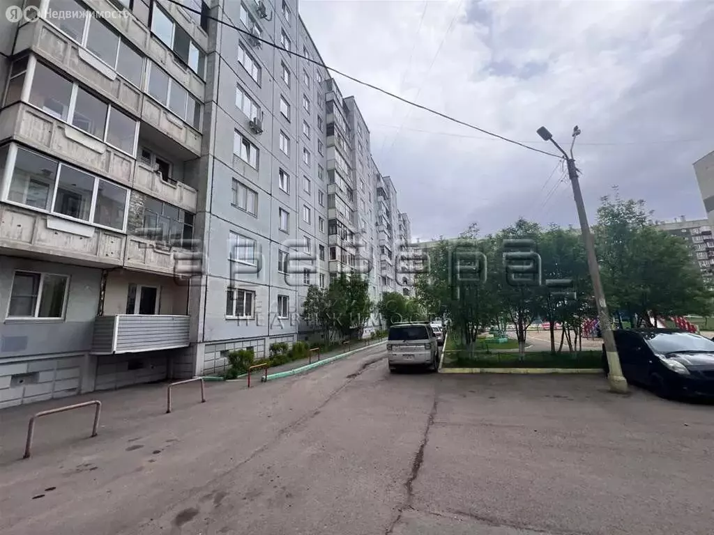 2-комнатная квартира: Красноярск, Светлогорская улица, 17А (54 м) - Фото 0