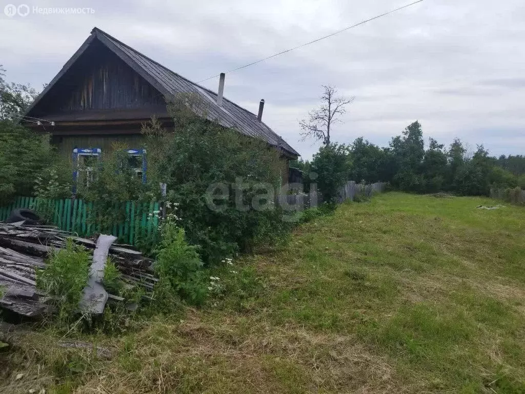 Дом в Свердловская область, Талицкий муниципальный округ, посёлок ... - Фото 1