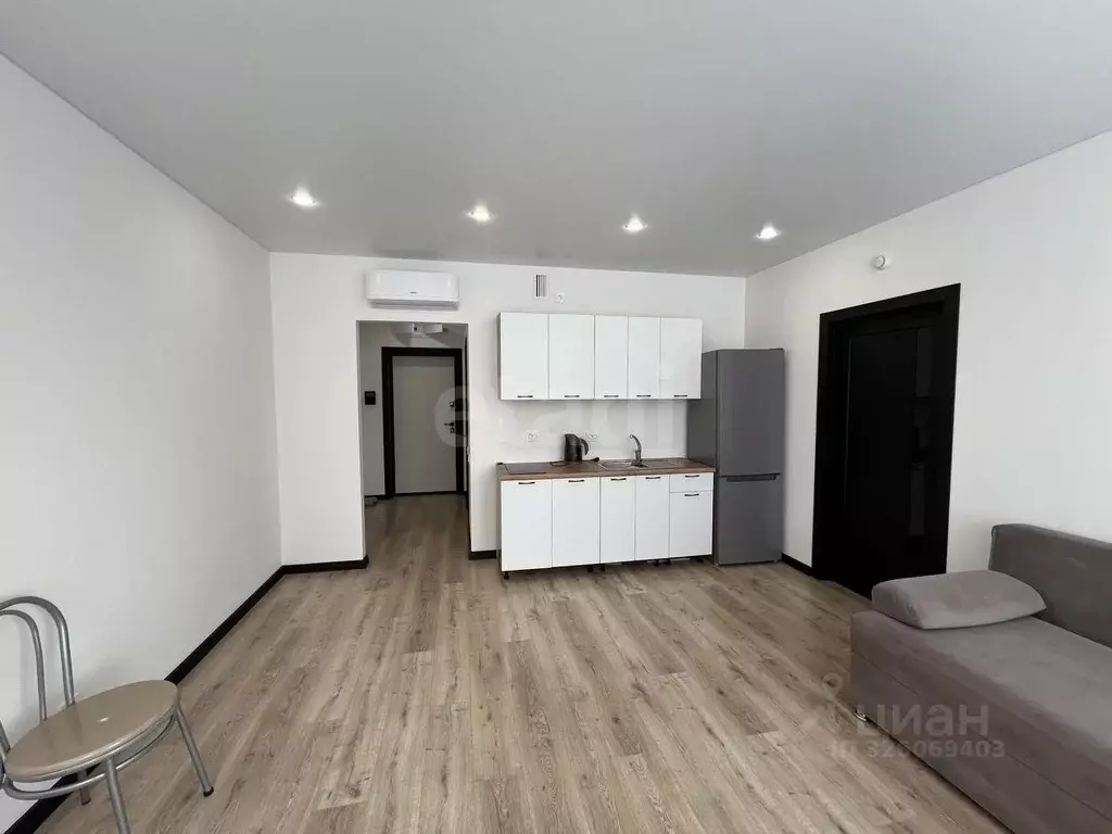 1-к кв. Тюменская область, Тюмень Комбинатская ул., 16к1 (40.0 м) - Фото 2