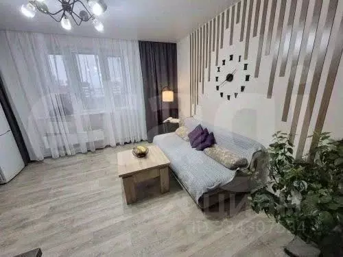 2-к кв. Тюменская область, Тюмень ул. Василия Гольцова, 2 (59.0 м) - Фото 1